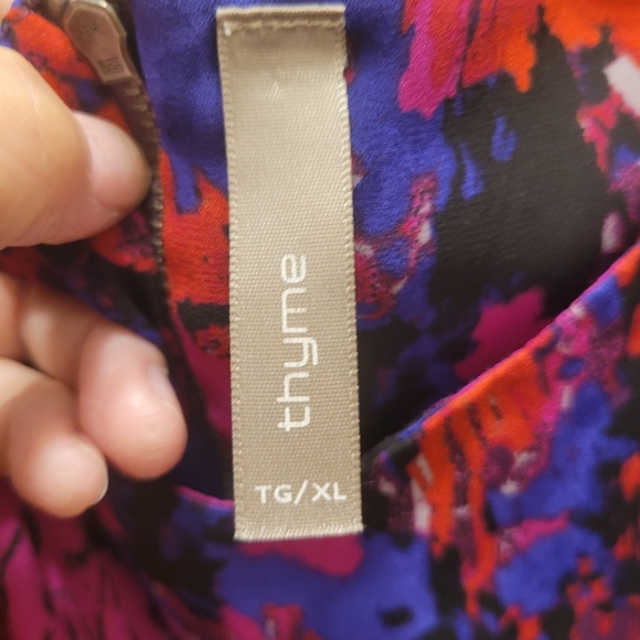 2/ $40 Thyme maternity colorful empire waist dress xl - Picture 3 of 6